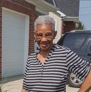 Meet your Posher, Beverly